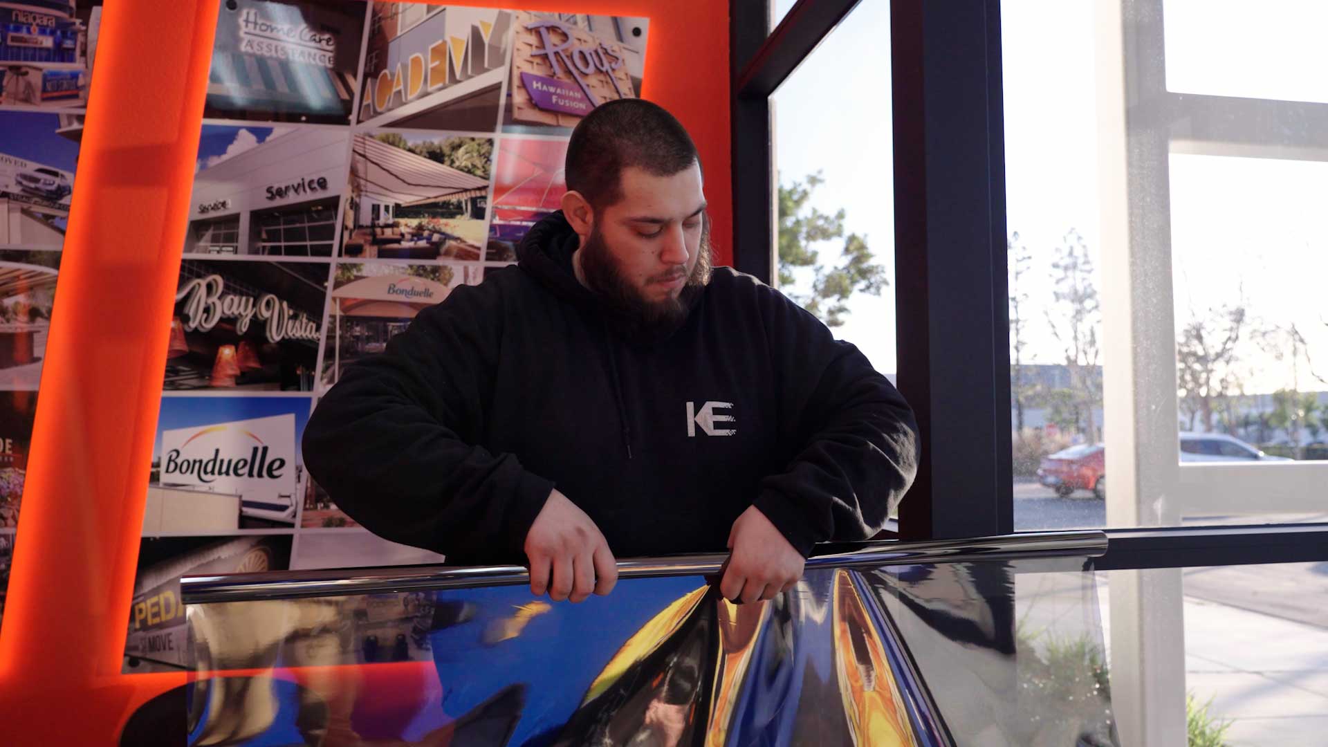 Preparing a Window for Anti-Graffiti Film Installation in Florida