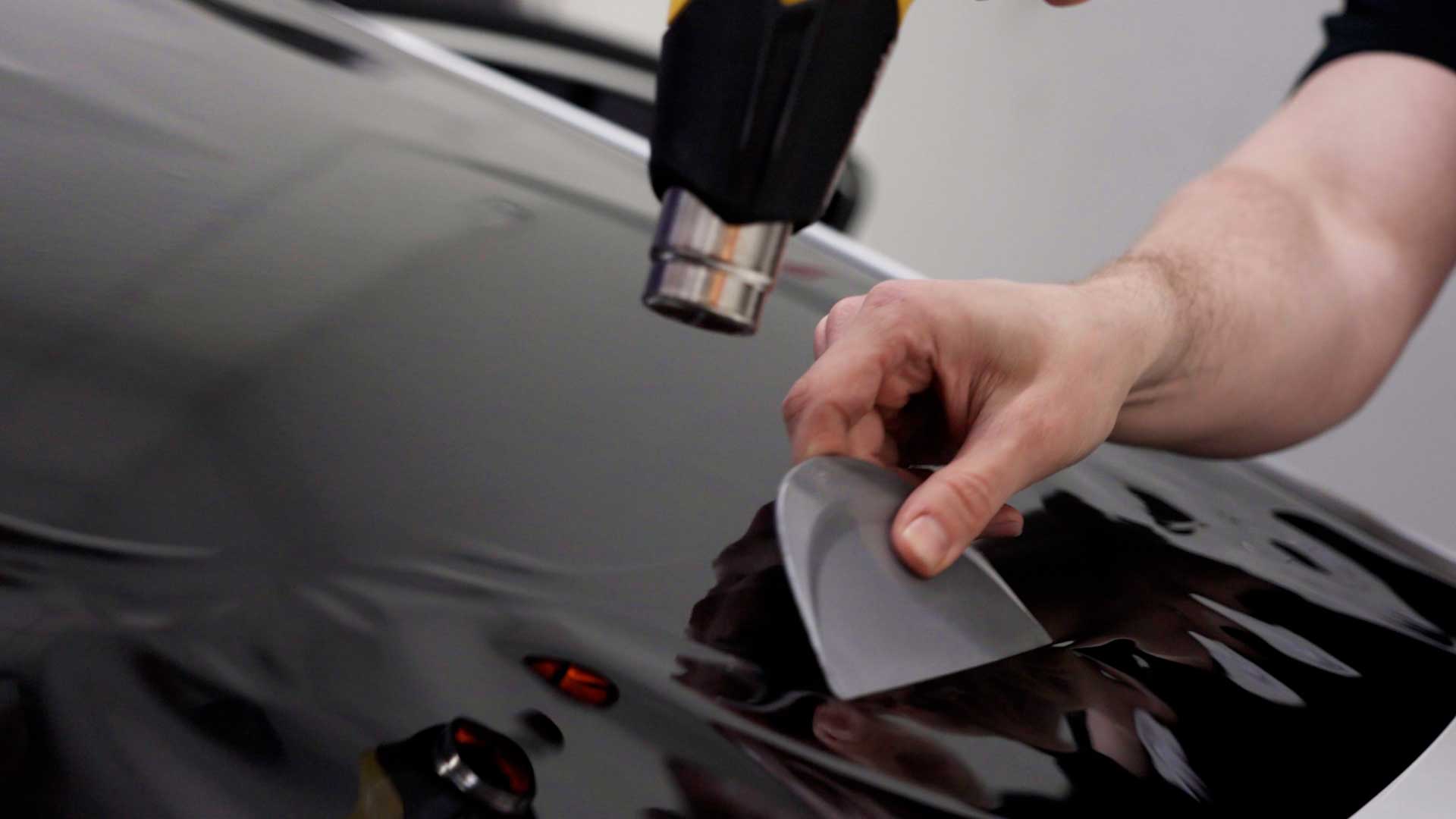 Professional Window Tint Shrinking Techniques in IA