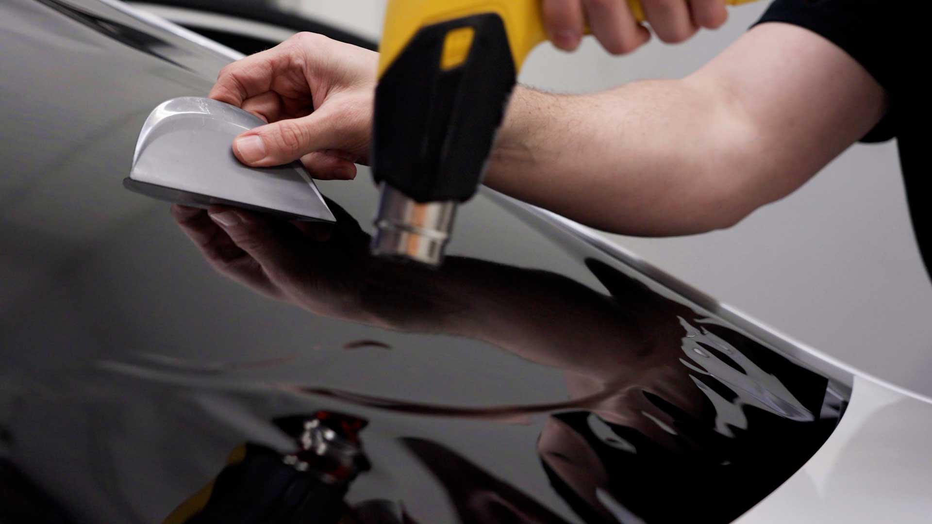 Professional Automotive Window Tinting in Kew Gardens